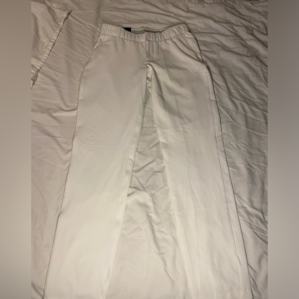 Under Armour Women's Golf Links Fitted Pant White SZ 2 1326934-100 *Brand New*